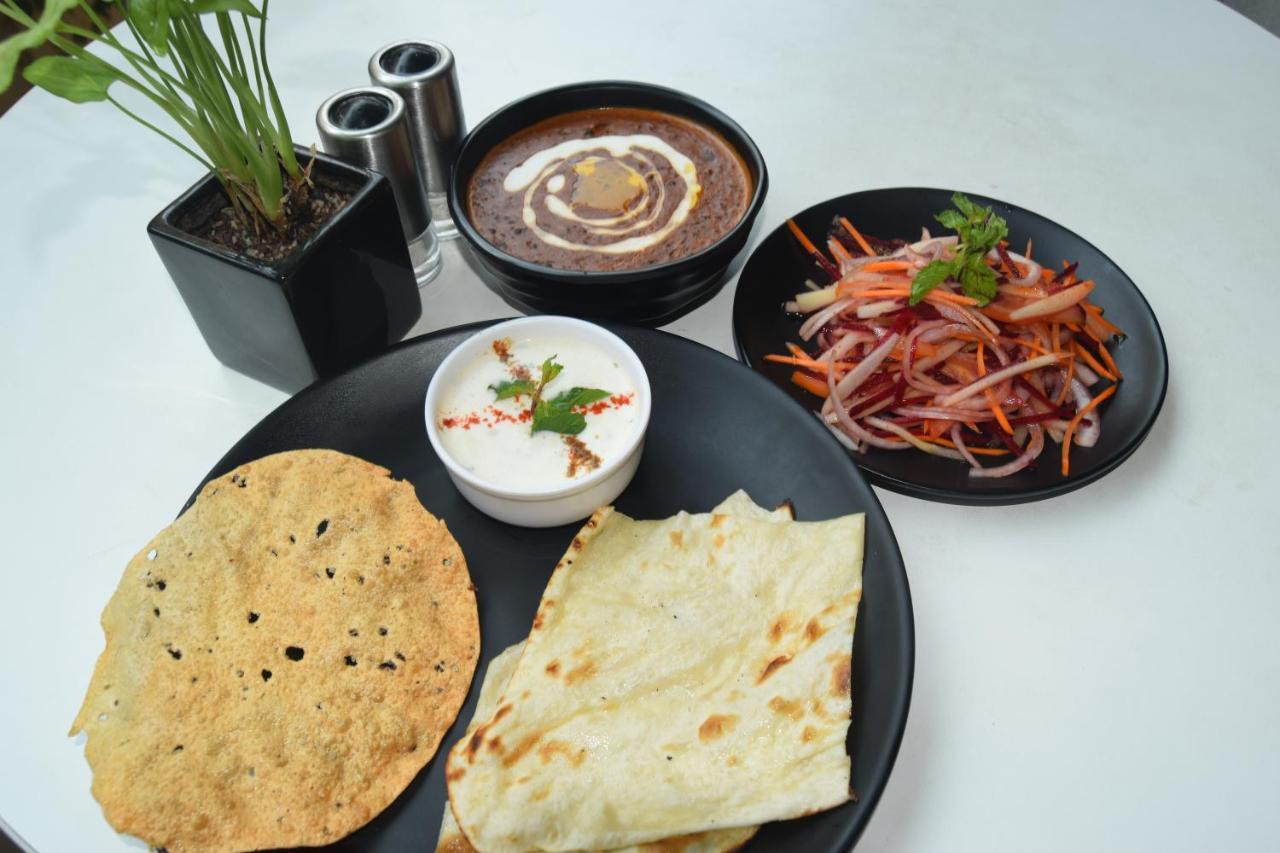 Ginger Madgaon, Goa Hotel Екстериор снимка